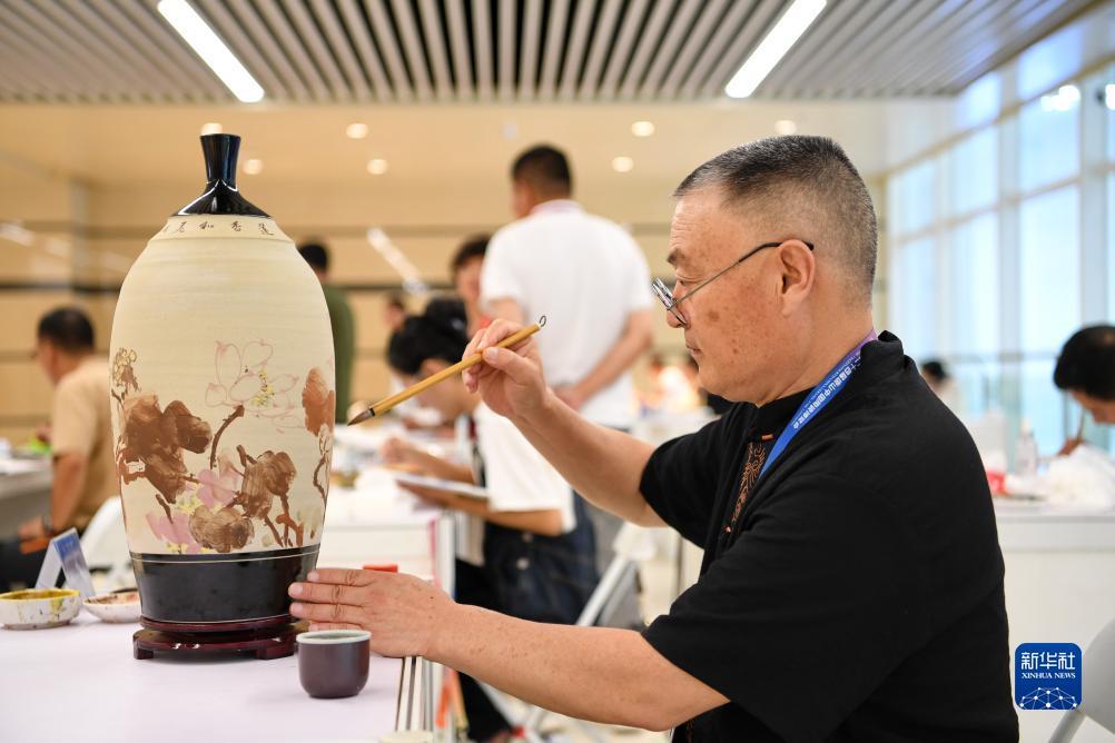 白菜游戏娱乐